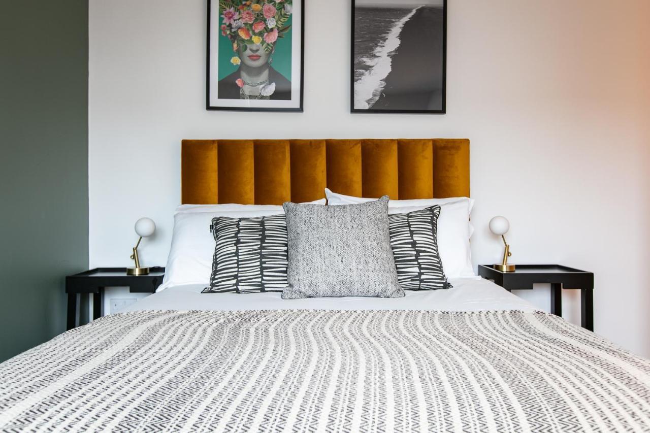 City Centre - Free Parking - Stylish 2 Bedroom Apartment Bristol Exterior foto